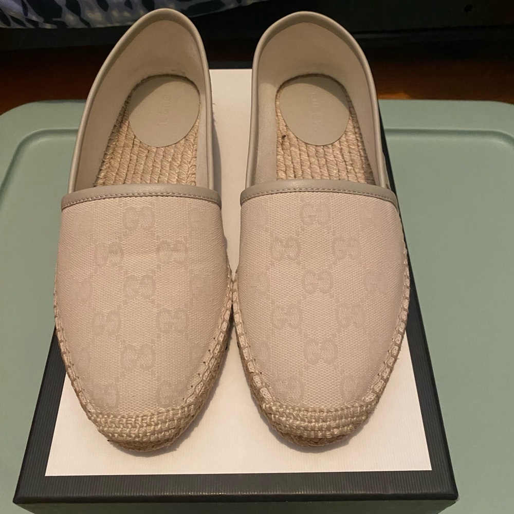 Authentic Beige Gucci Espadrilles - 37.5 - UNWORN - Picture 2 of 9
